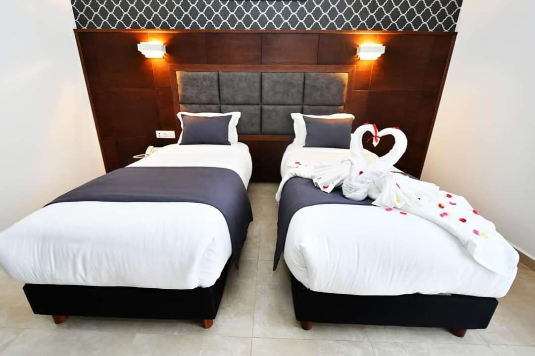 Hotel Santa Cruz Orán Kültér fotó